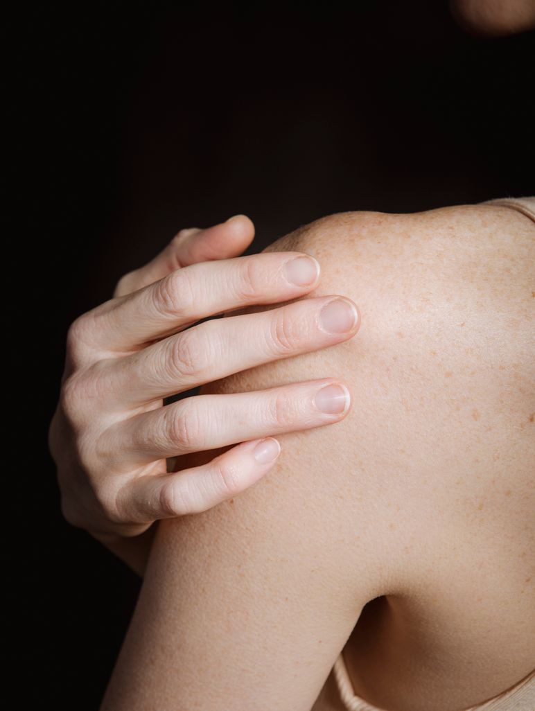Shoulders laser hair removal treatment